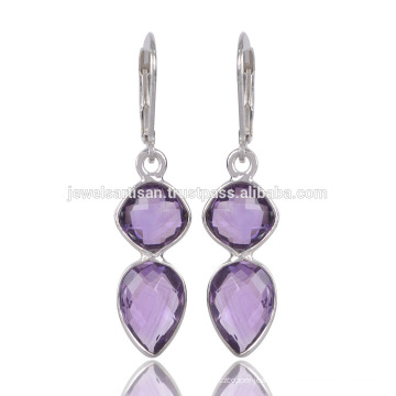 Amethyst Gemstone Bezal Set Sterling Silver um belo par de brinco